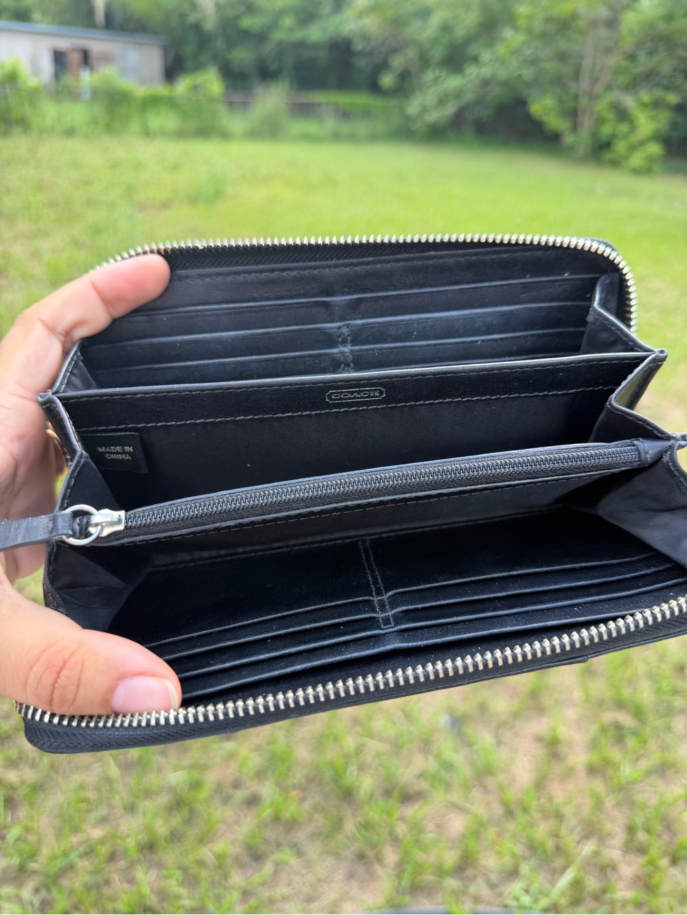 Coach Madison leather Zip around Wallet - Picture 9 of 11